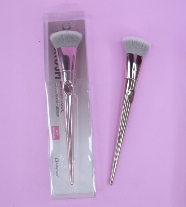 BROCHA DE MAQUILLAJE 26724-11