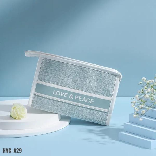 COSMETIQUERA LOVE Y PEACE