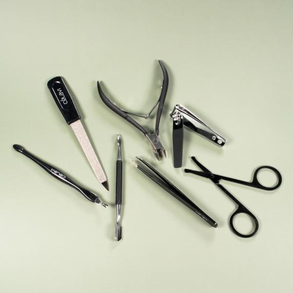 KIT DE ASEO PERSONAL 7 PIEZAS CELAVI DESC*