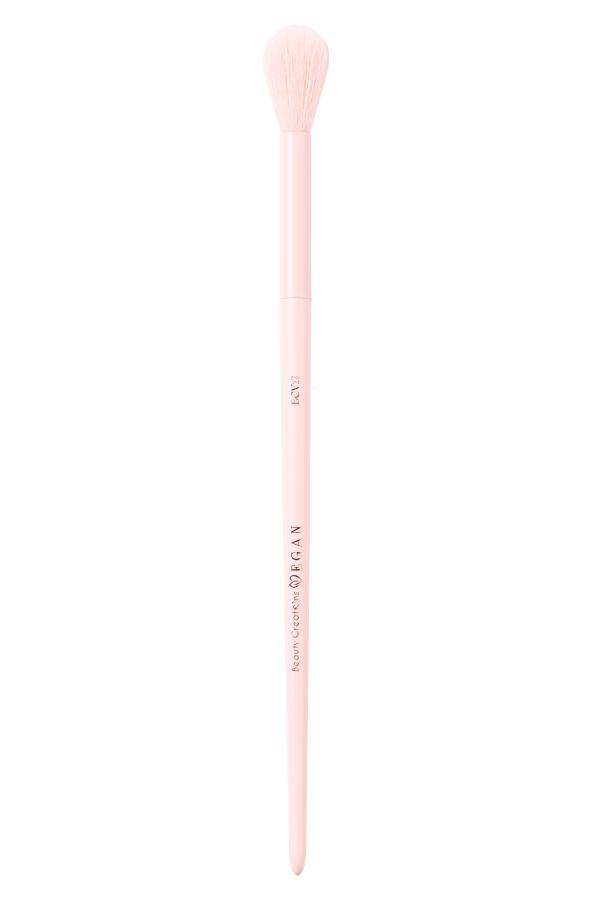 BROCHA VEGANA TAPERED DETAIL BRUSH BEAUTY CREATIONS
